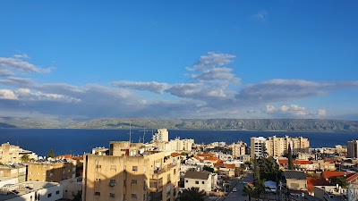 יהודה שניאור בר תיווך נדל"ן סובב כנרת