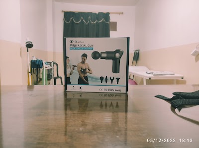 عيادة عفرين للعلاج الفيزيائي و إعادة التأهيل/ مجمع الحياة الطبي