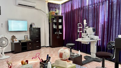 عيادة الدكتور نورس مروان الحلبي - أمراض العين وجراحتها