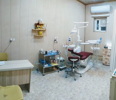 عيادة طب الأسنان الدكتور انور عبدالله الحيالي