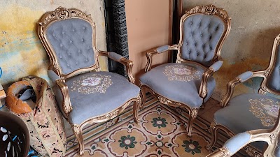 أبو قصي لتنجيد المفروشات