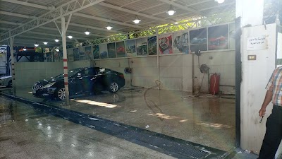 Al Ameen clean car