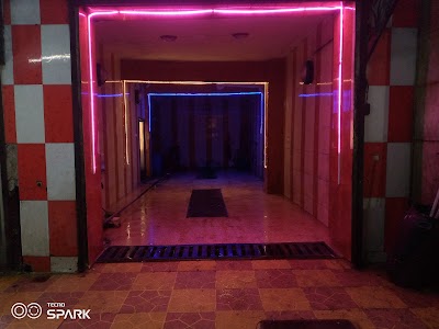 Al Noor Car Wash. مغسلة النور