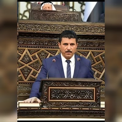 الاستاذ عمر الباقر عضو مجلس الشعب