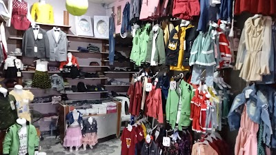 ألبسة بابا فين