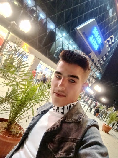 البسة باسل عرابي