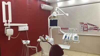 الدكتورة منال غرايبة و الدكتور بهاء عويدات