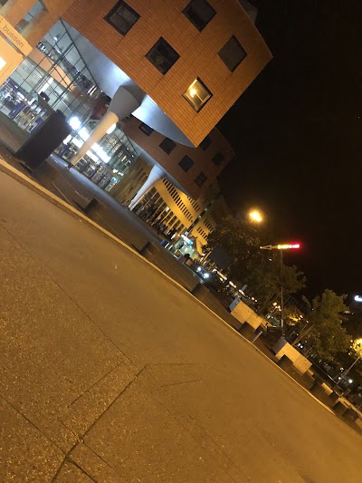 الحسن للدهانات