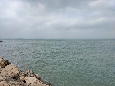 الكورنيش البحري