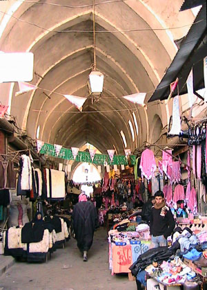 السوق المقبي