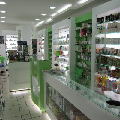 الصيدلية النموذجية