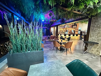 מסעדת אנתיא -Antheia coffee shop Bar & restaurants