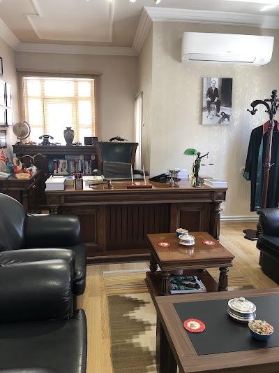 AVUKAT HİKMET ALÖKMEN