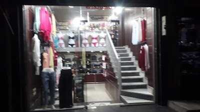 ازياء و مكياجات امل