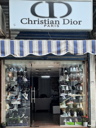 C.D shoes