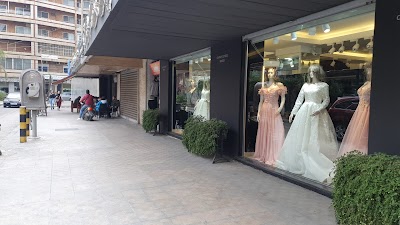 Champs. Elysees brides