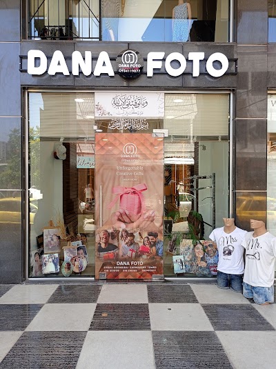 DANA FOTO