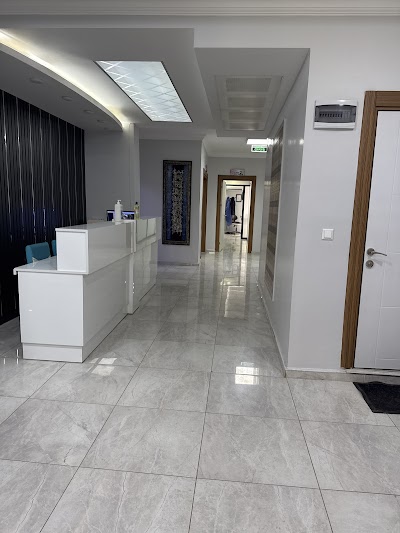 Diş Hekimi Çekdar Gümüşten & Ece Deniz ÖZMEN