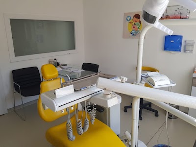 Diş Hekimi Murat Gümüşoğlu, Necdet Kar