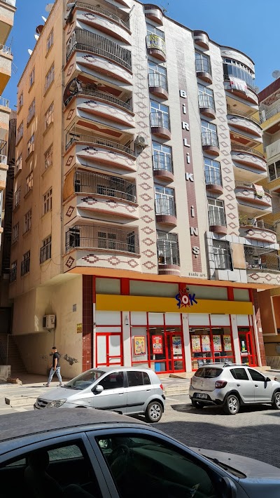 Diş Hekimi RAŞID HASAN(د. رشيد زيدان الحسن)