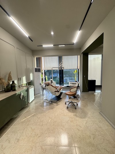 DR.ZAID SAKVAN CENTER