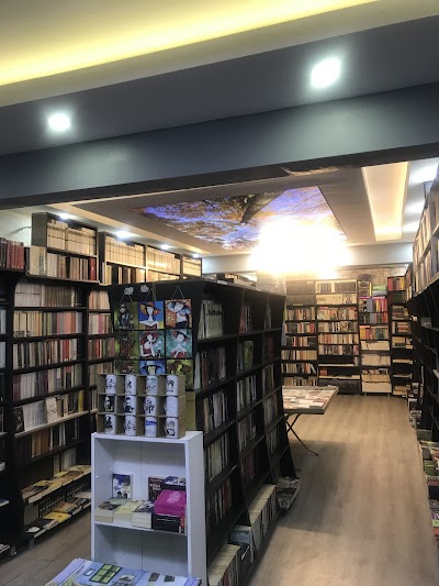 Etkin Kitap Evi