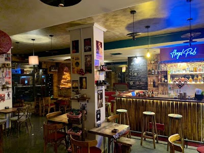 Floyd pub