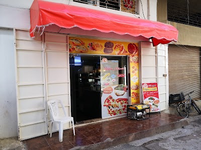 فرن كعكة ومنقوشة