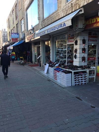 Furkan Kundura