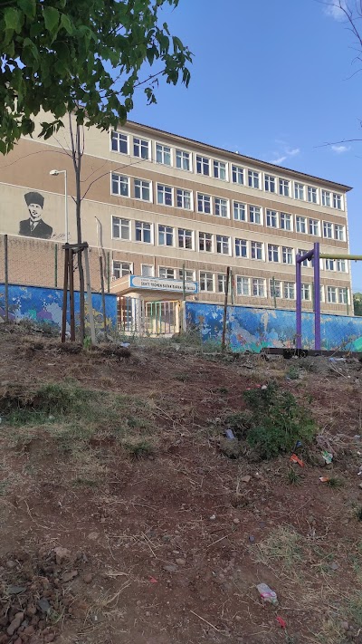 Gazi Paşa İlkokulu
