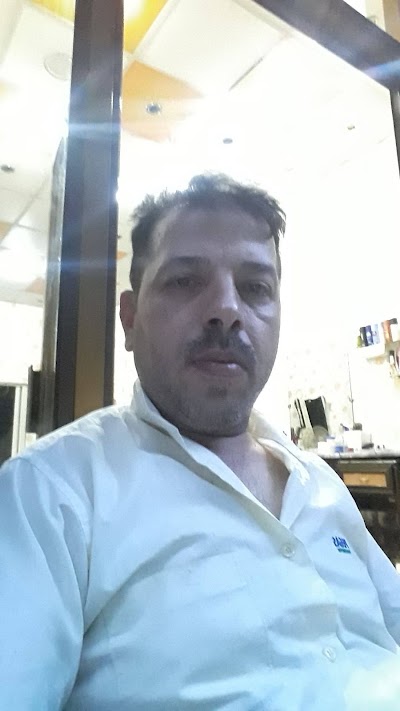 حلاق قصر اسكندرون