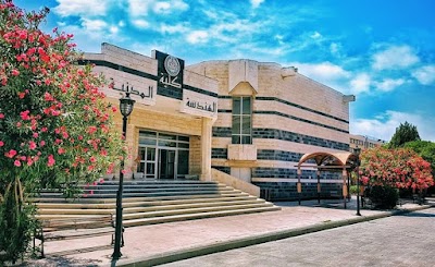 كلية الهندسة المدنية