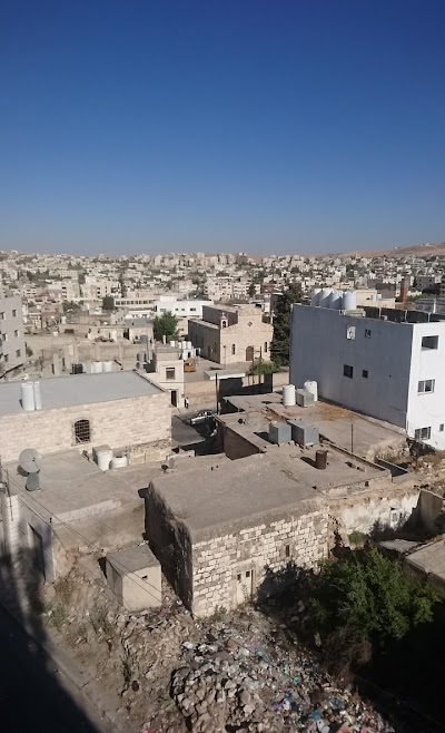 كنيسة القديسين بطرس و بولس للروم الكاثوليك الحصن