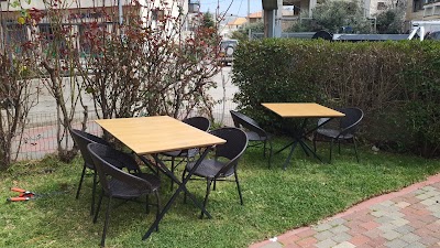 La Casa Cafe