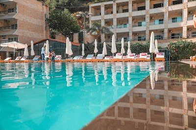 Le Tournant Hotel & Resort
