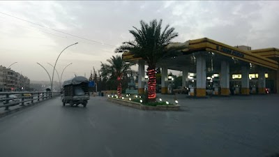 L'Express Gas Station