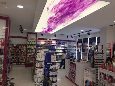 L'İLLA COSMETİCS
