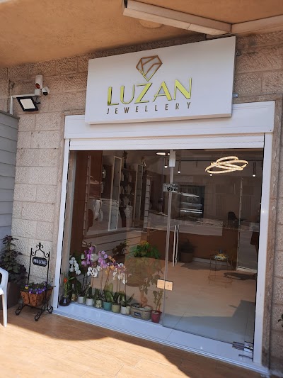 Luzan jewellery