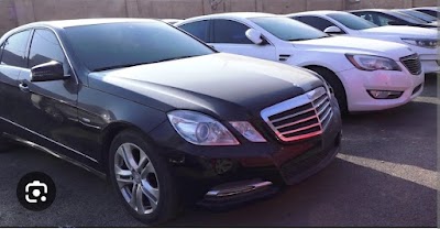 معرض سيارات ديريك