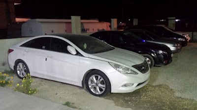 معرض يونس للسيارات