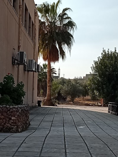 مدرسة دير ابي سعيد الثانوية للبنين