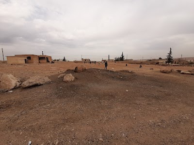 مدرسة جبلة الحمرا