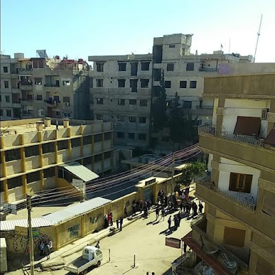 مدرسة نزيه ابو زيد