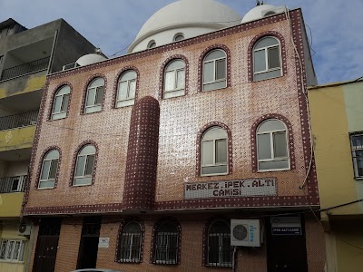 Merkez Ipek Altı Camii Mele Ahmed Akresi
