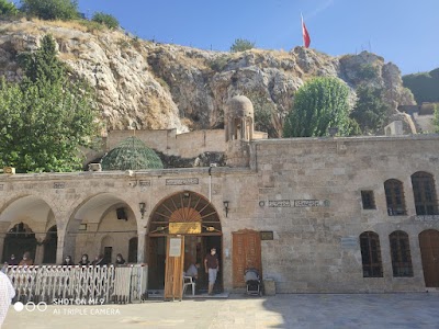 Mevlid-i Halilulrahman Mağarası