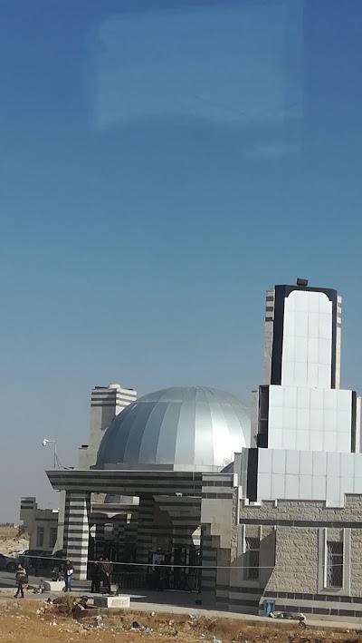 مجمع باصات الجامعة