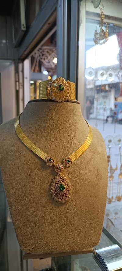 مجوهرات تيشى