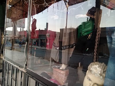 محل X. FOR للألبسة