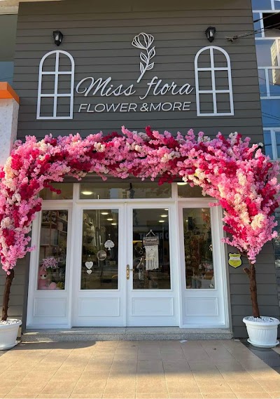 Miss flora