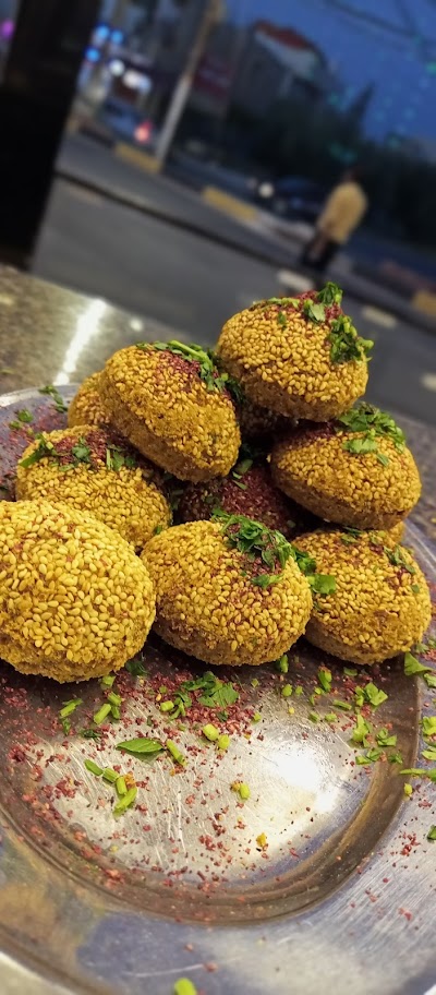مخابز وحلويات لوسين